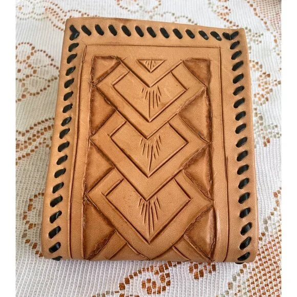 Vintage 70's Tooled Leather Bi Fold Wallet - Picture 1 of 11